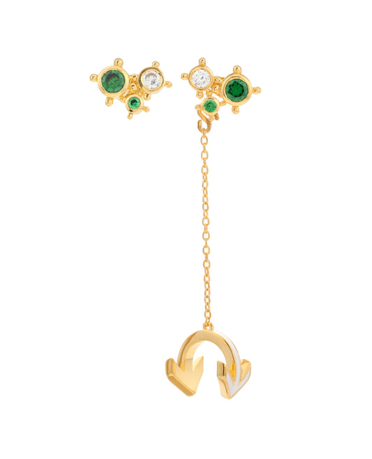 حلق عسير ذهبي بالأحجار الخضراء